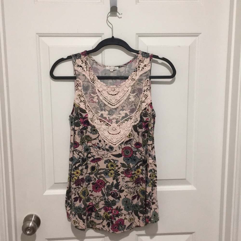 Floral tank
